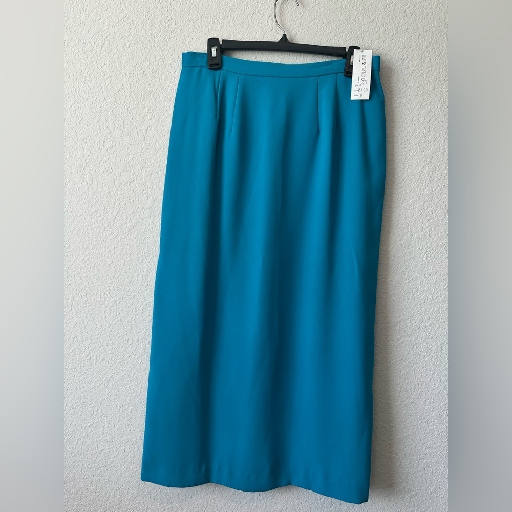 NEW LILY & TAYLOR Elegant Teal blue  Women's Skirt Size 8
